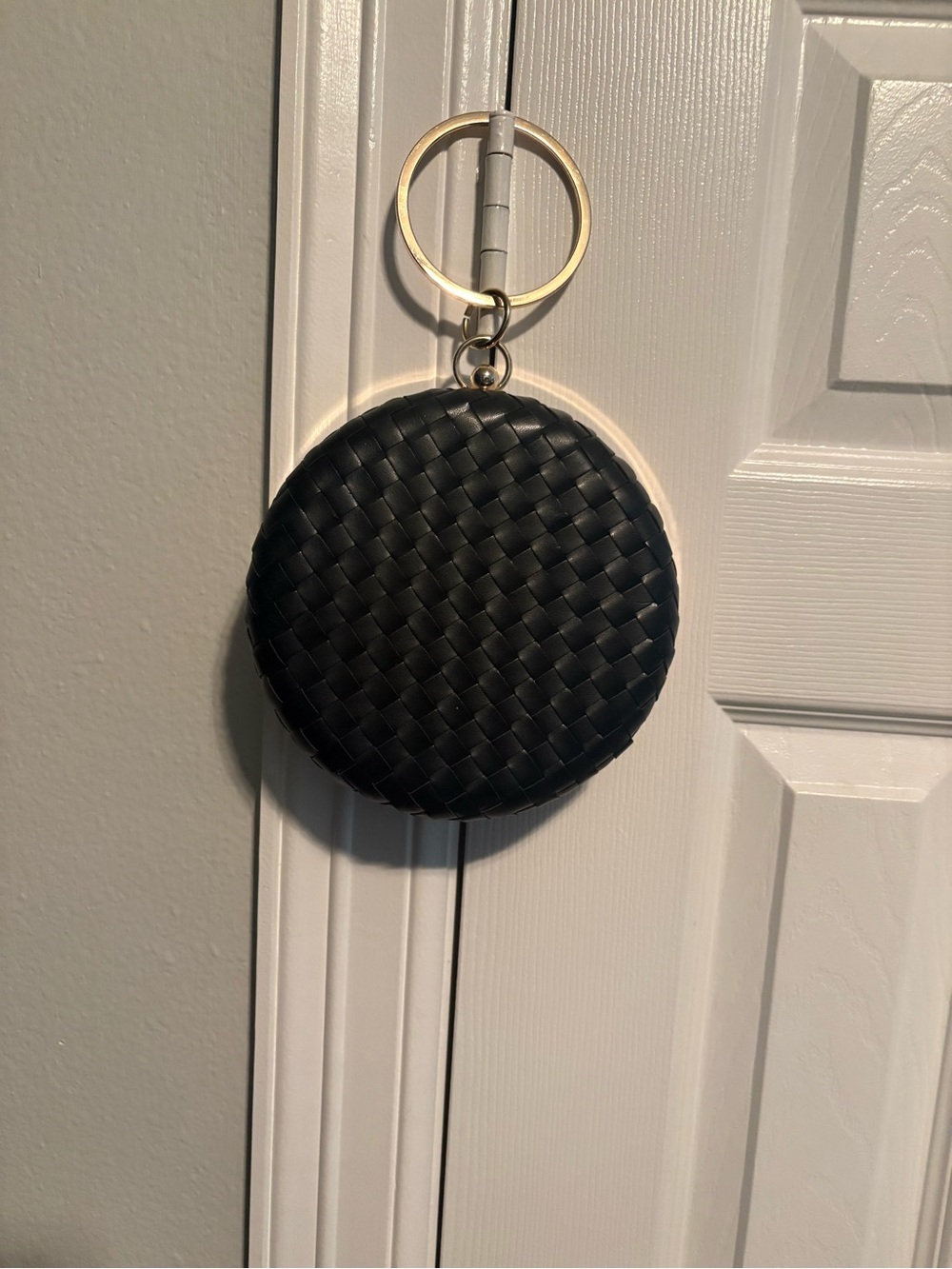 Clutch Black Woven Round Keychain Coin Pouch - Unbranded